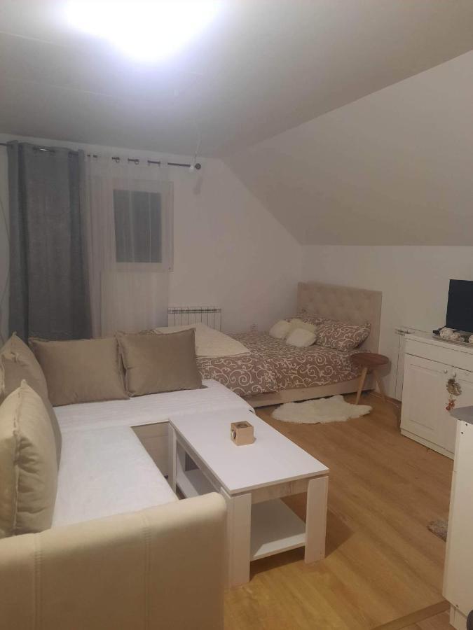 Holiday Home Bozur 科拉欣 外观 照片