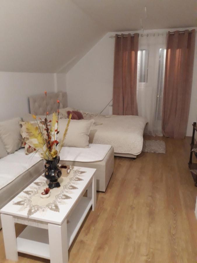 Holiday Home Bozur 科拉欣 外观 照片