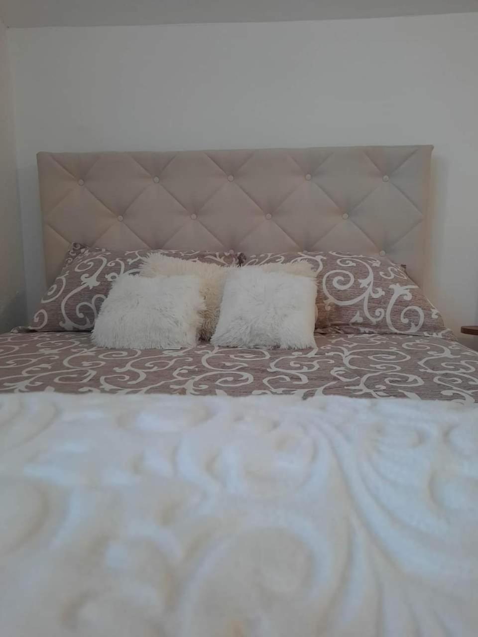 Holiday Home Bozur 科拉欣 客房 照片